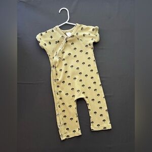 Kate Quinn Organic cotton  Baby Coverall size 6-12 Months